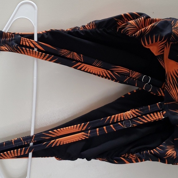 W You Di An Black with Orange Tropical Leaf Print Tummy Control Swimsuit SZ 4XL - Picture 5 of 10